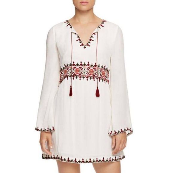 Sanctuary Azita Bohemian Embroidery Bell Sleeves Mini Dress Size 8. - Picture 2 of 15